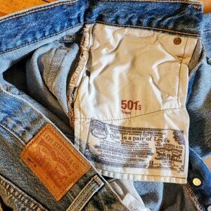 Excellent Condition Levi's 501s Skinny Distressed